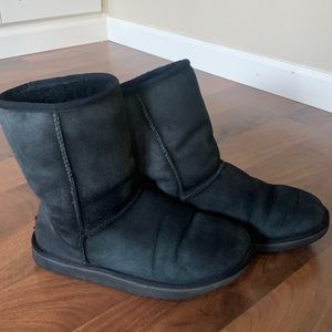 Ugg Classic Short Boots